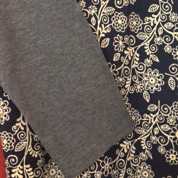 Medium LuLaRoe Randy - Picture 3 of 4